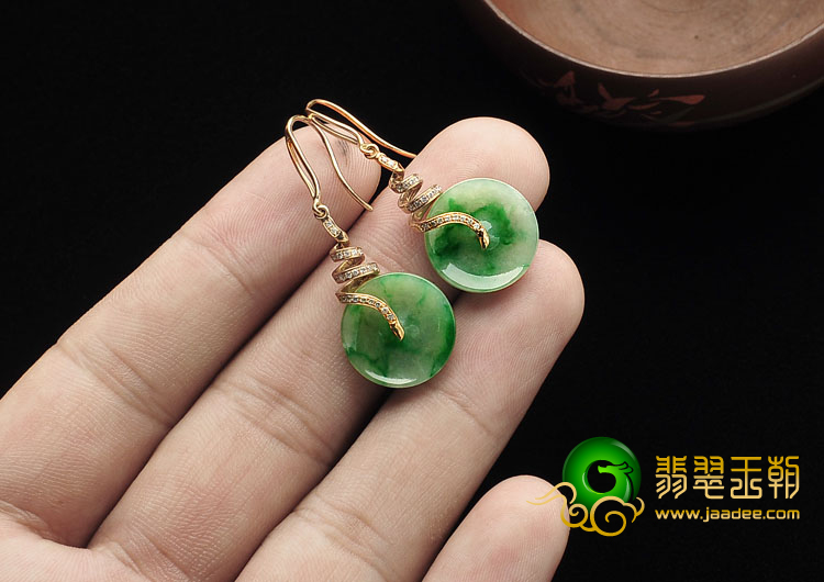 冰种飘翠缅甸翡翠A货镶玫瑰金平安扣耳坠（真钻）