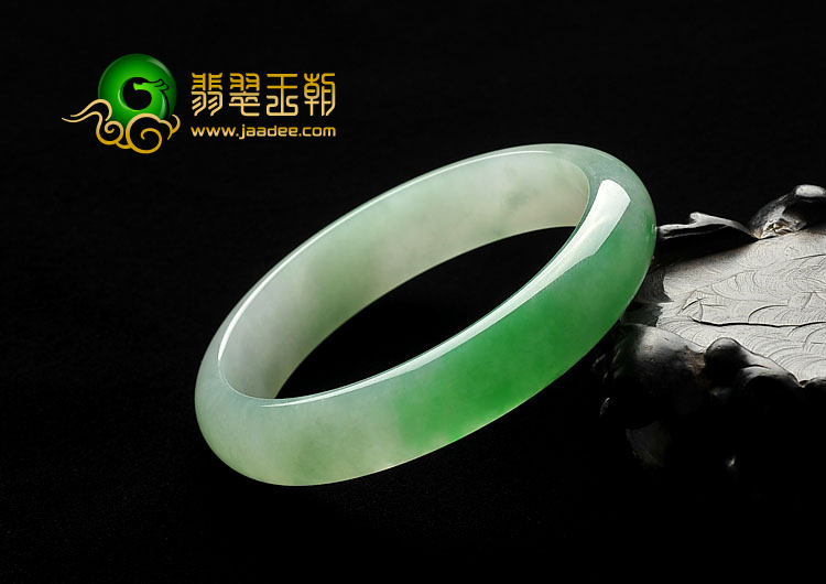 冰种翠色缅甸翡翠A货手镯（57.6mm）