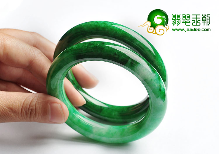 细糯种浓绿缅甸翡翠A货圆条手镯（54.3mm-54.7mm）（一对）