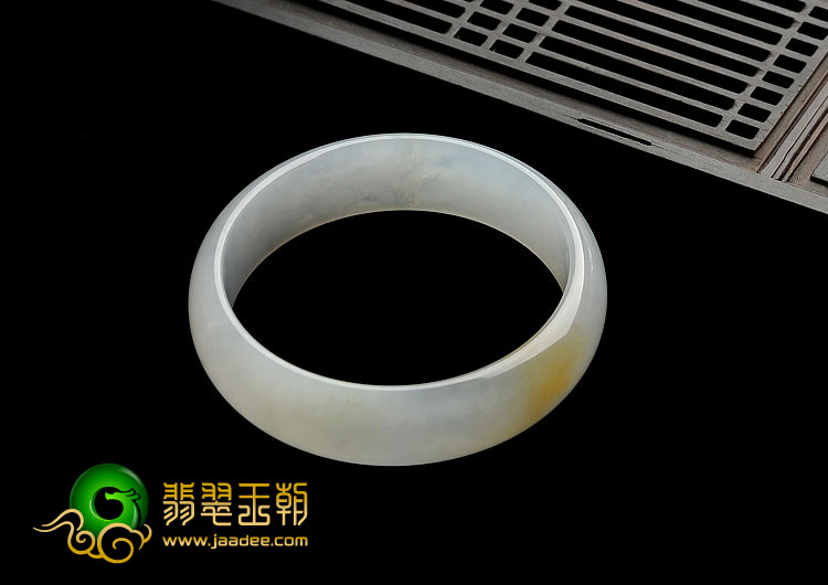 冰种晴水略带黄翡缅甸翡翠A货手镯（57.8mm）