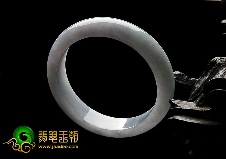 糯冰种淡春带彩缅甸翡翠A货手镯（57.3mm）