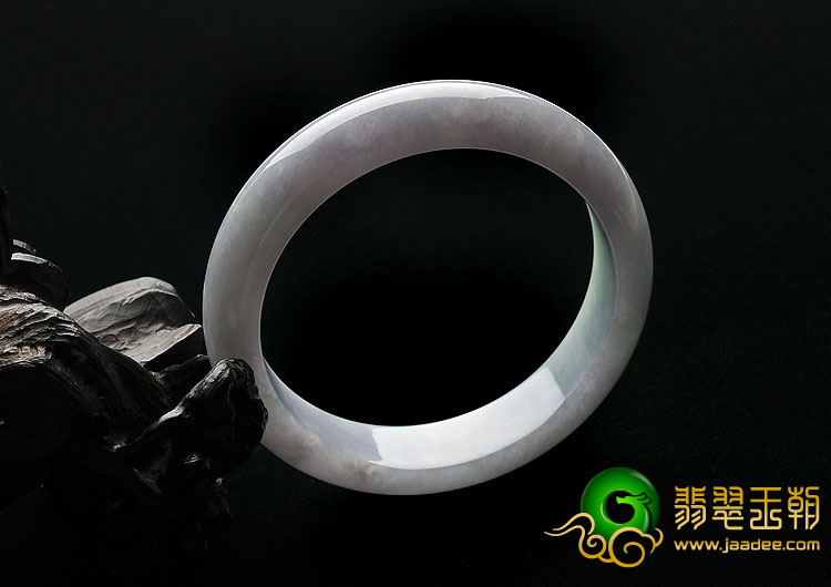 糯冰种淡春带彩缅甸翡翠A货手镯（57.3mm）