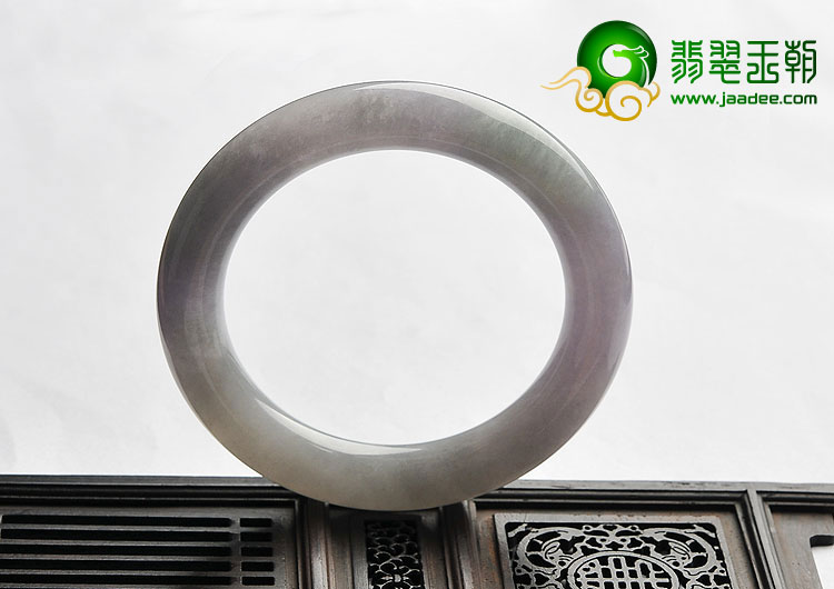 糯冰种晴水带紫罗兰缅甸翡翠A货圆条手镯（57.7mm）