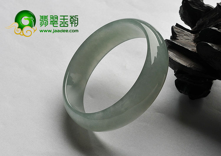 冰种晴水缅甸翡翠A货贵妃镯（54.7mm-49.7mm）