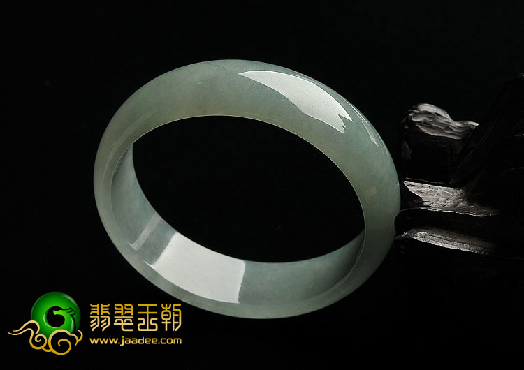冰种晴水缅甸翡翠A货贵妃镯（54.7mm-49.7mm）