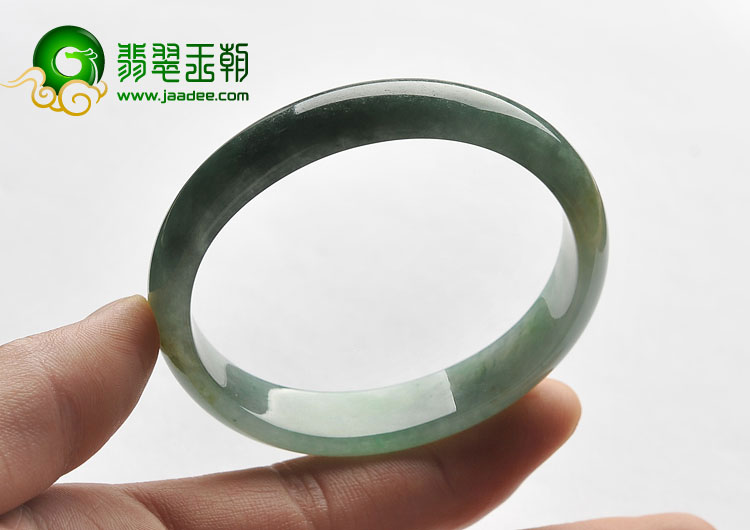 糯冰种晴水略带黄翡缅甸翡翠A货贵妃镯（54.1mm-47.1mm）