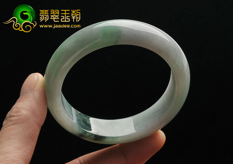 糯冰种飘翠缅甸翡翠A货手镯（56.9mm）