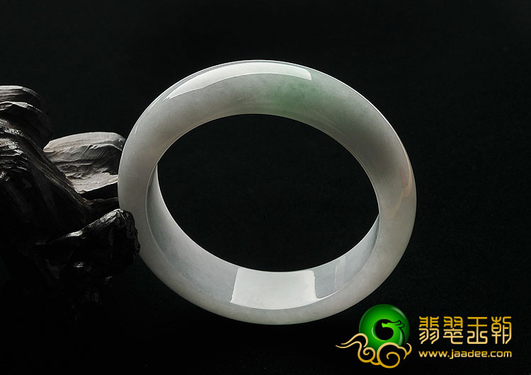 糯冰种飘花缅甸翡翠A货手镯（56.1mm）