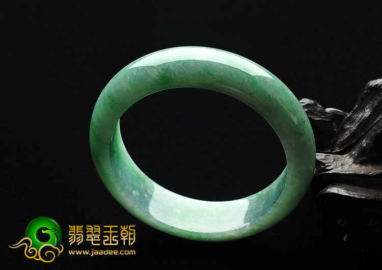糯冰种飘翠缅甸翡翠A货手镯（57mm）
