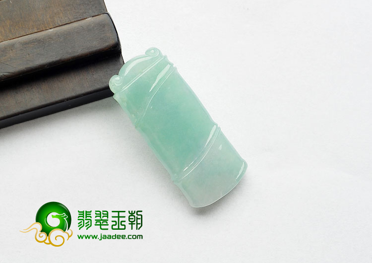 糯冰种晴水缅甸翡翠A货节节高挂件