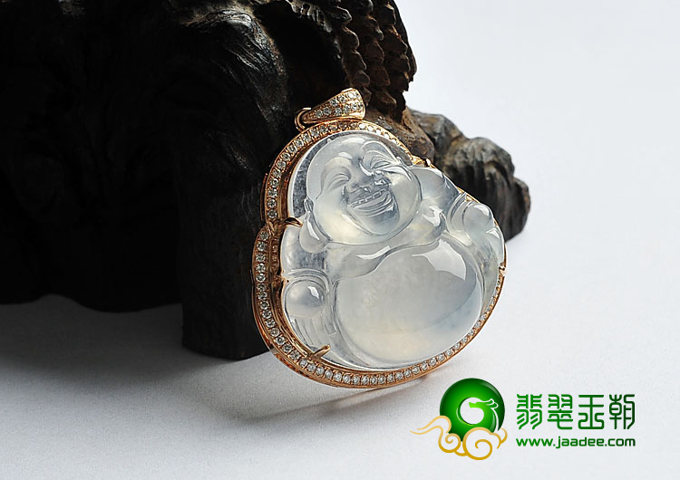 玻璃种无色缅甸翡翠A货镶玫瑰金玉佛胸坠（真钻）