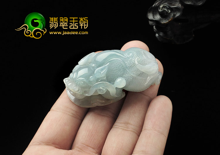 糯冰种晴水缅甸翡翠A货貔貅挂件