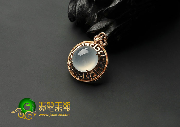 冰种无色缅甸翡翠A货镶玫瑰金胸坠（真钻）