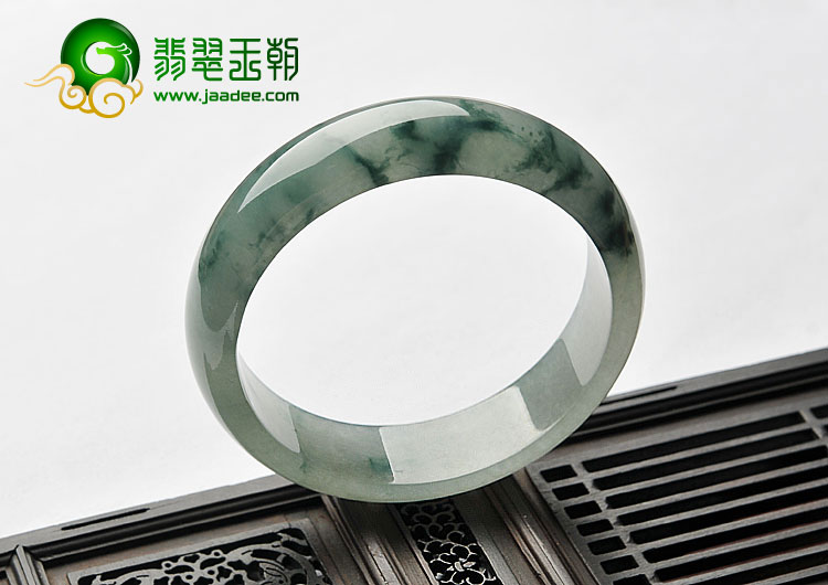 冰种飘花缅甸翡翠A货手镯（57.8mm）