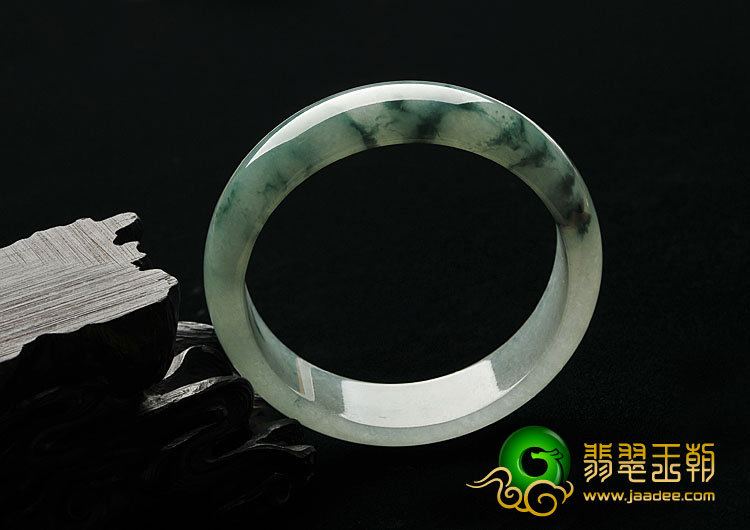 冰种飘花缅甸翡翠A货手镯（57.8mm）