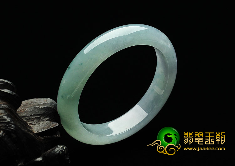 冰种略飘花缅甸翡翠A货手镯（55.6mm）