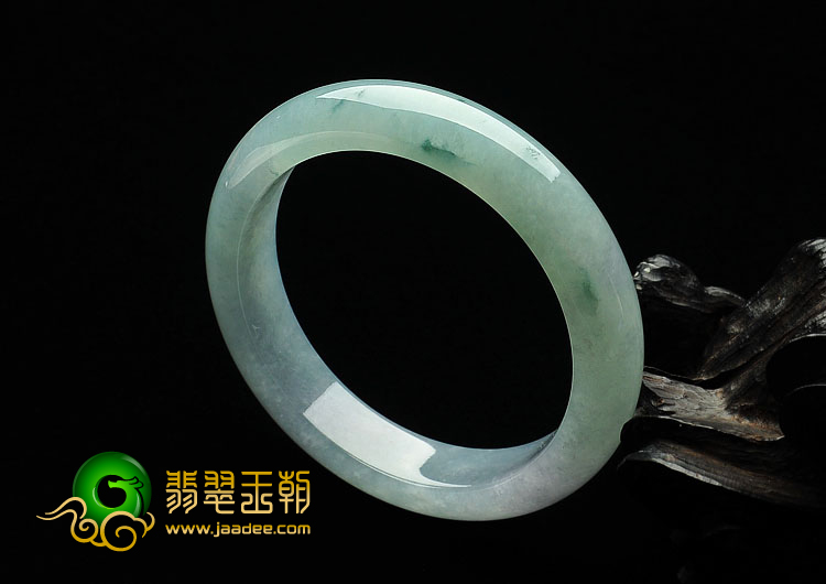 冰种略飘花缅甸翡翠A货手镯（55.6mm）