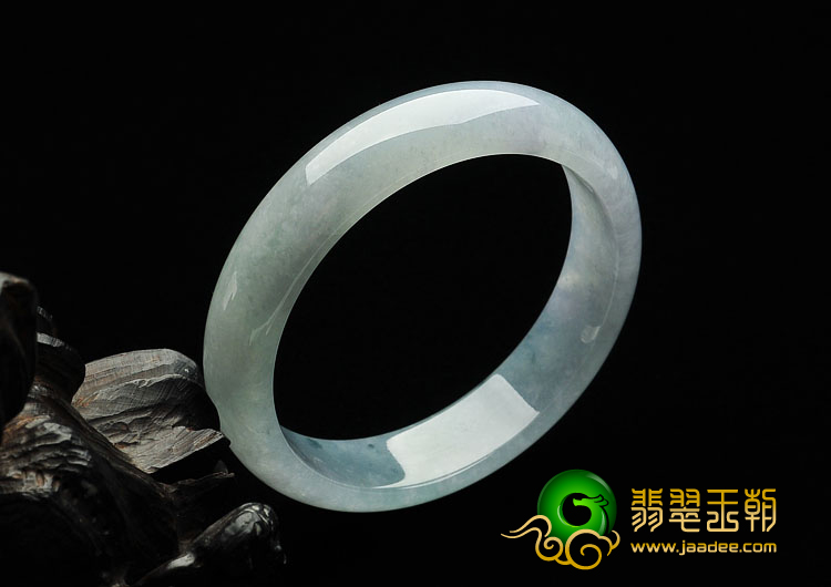 冰种略飘花缅甸翡翠A货手镯（58.4mm）