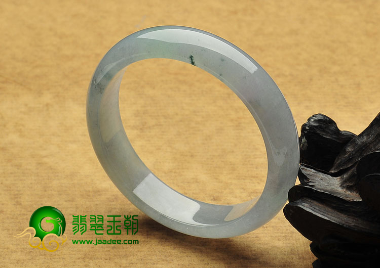 冰种略飘花缅甸翡翠A货手镯（58.4mm）