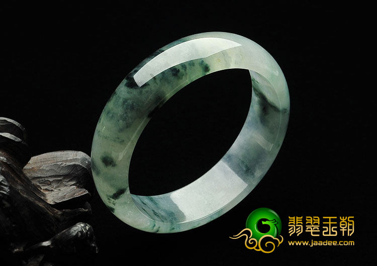 冰种飘花缅甸翡翠A货手镯（58.7mm）