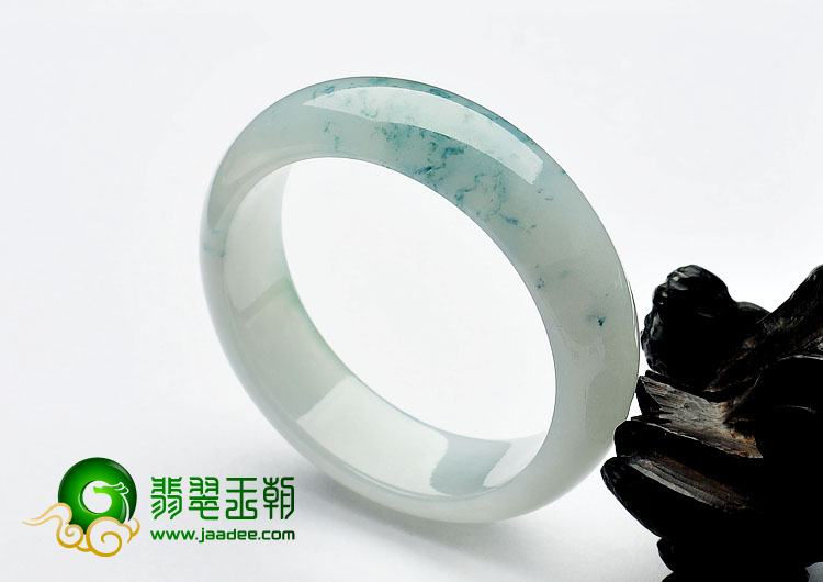 糯冰种飘花缅甸翡翠A货手镯（56.7mm）
