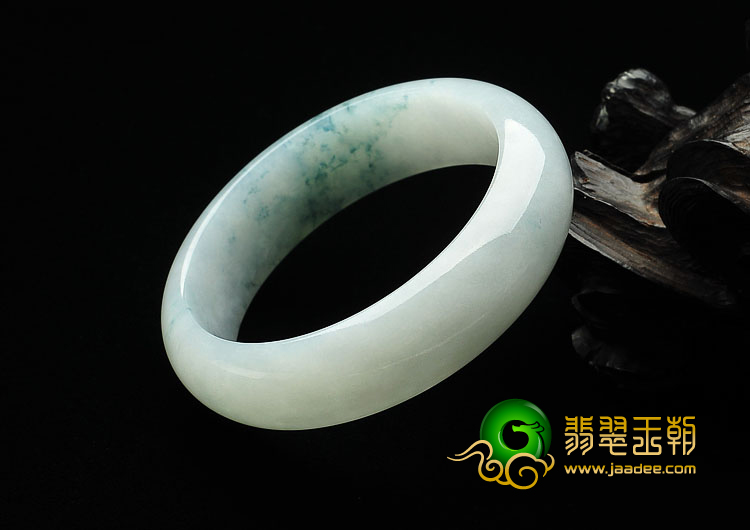 糯冰种飘花缅甸翡翠A货手镯（56.7mm）