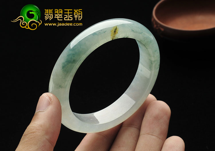 冰种飘花带黄翡缅甸翡翠A货手镯（56.4mm）