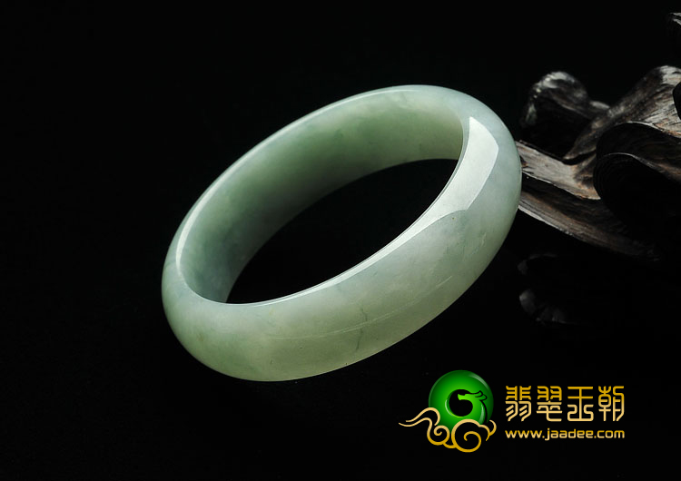 糯冰种晴水缅甸翡翠A货手镯（59.6mm）