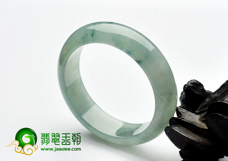 冰种飘花缅甸翡翠A货手镯（57.7mm）
