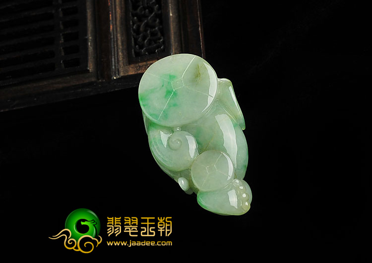 糯冰种淡三彩缅甸翡翠A货招财进宝挂件