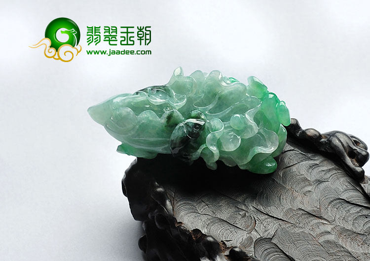 糯冰种三彩缅甸翡翠A货白菜挂件