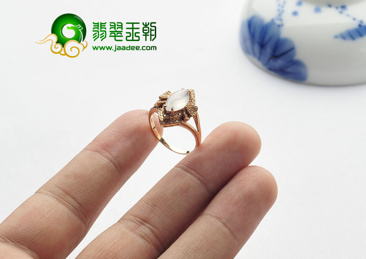 冰玻种无色缅甸翡翠A货镶玫瑰金马眼戒指(真钻)