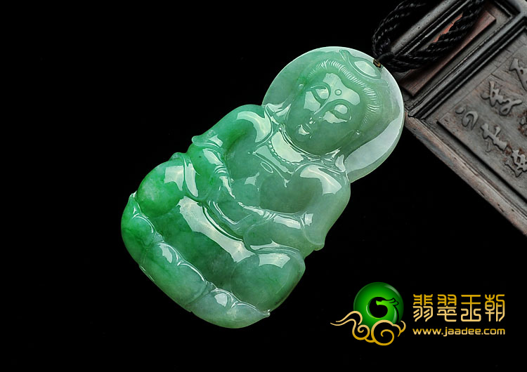 糯冰种翠色缅甸翡翠A货观音挂件