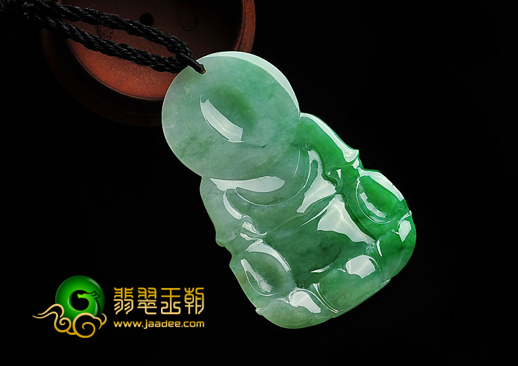 糯冰种翠色缅甸翡翠A货观音挂件