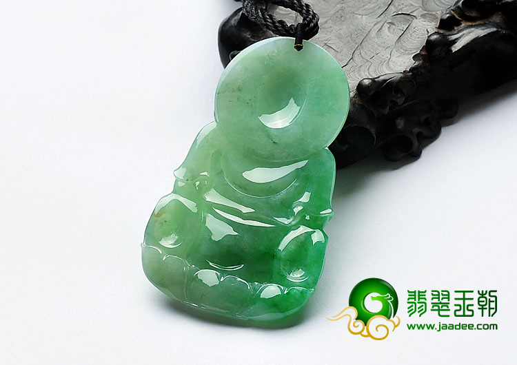 糯冰种翠色缅甸翡翠A货观音挂件