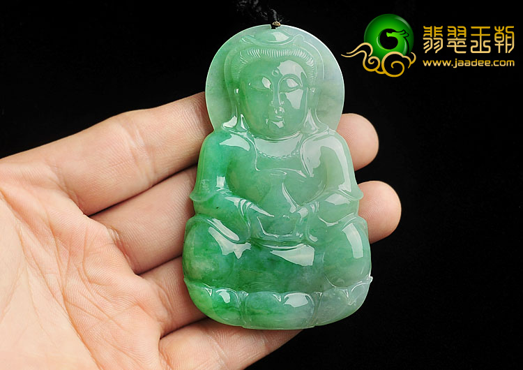 糯冰种翠色缅甸翡翠A货观音挂件