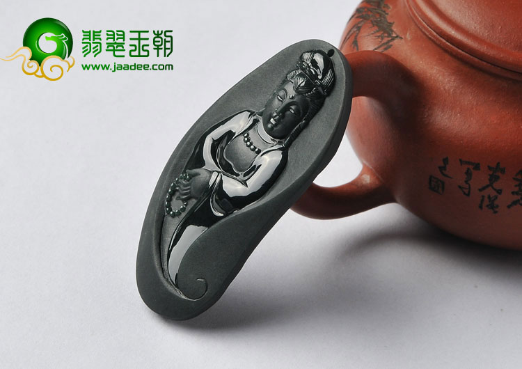 冰种墨翠缅甸翡翠A货站观音挂件