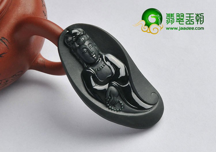 冰种墨翠缅甸翡翠A货站观音挂件