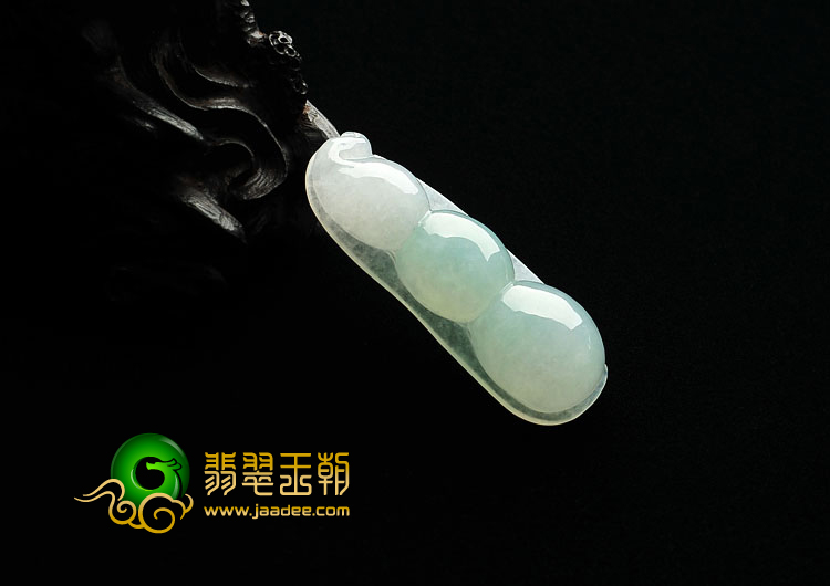 冰种晴水缅甸翡翠A货四季豆挂件
