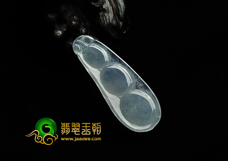 冰种晴水缅甸翡翠A货四季豆挂件