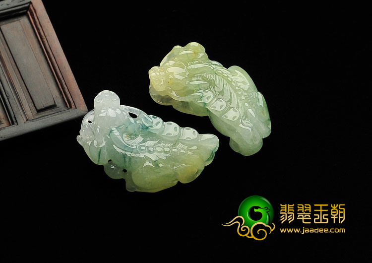 糯冰种黄翡飘花缅甸翡翠A货貔貅挂件(一对)
