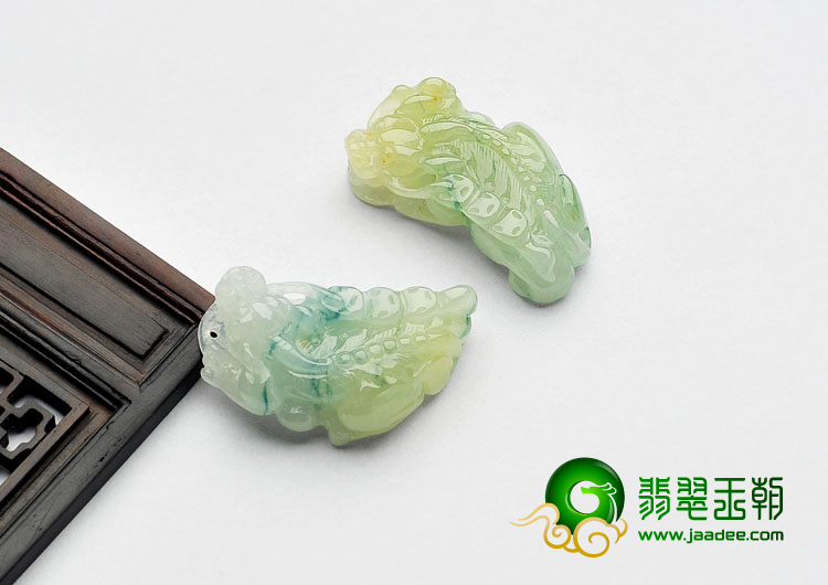 糯冰种黄翡飘花缅甸翡翠A货貔貅挂件(一对)