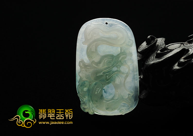 冰种飘花缅甸翡翠A货龙牌挂件