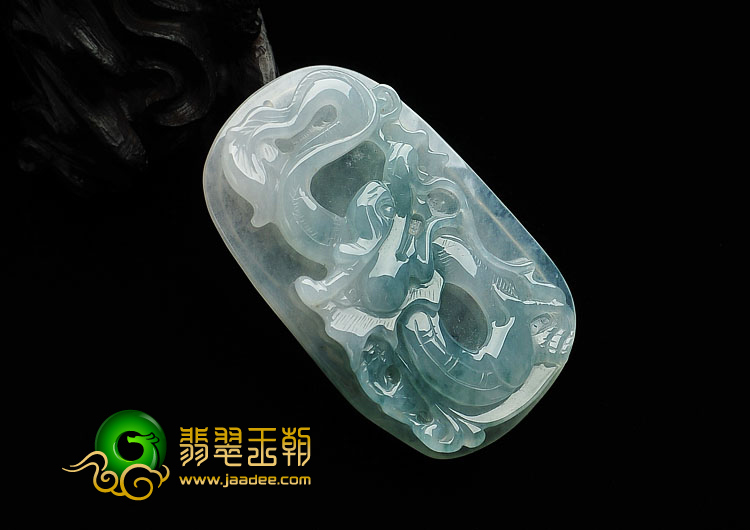 冰种飘花缅甸翡翠A货龙牌挂件
