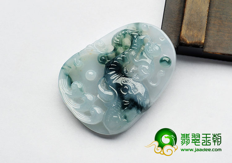 (超值推荐)糯冰种飘花缅甸翡翠A货封侯拜相挂件