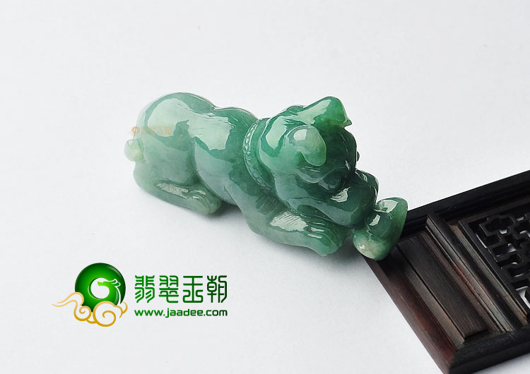 糯冰种绿晴水缅甸翡翠A货旺财挂件