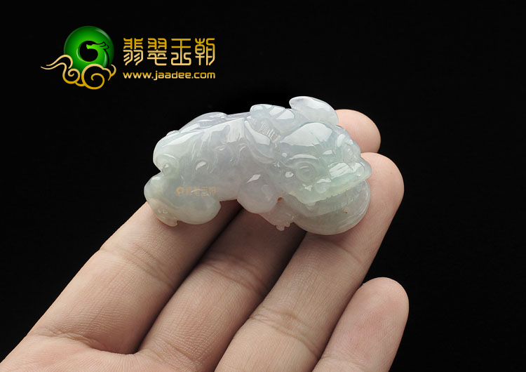 糯冰种晴水缅甸翡翠A货貔貅挂件