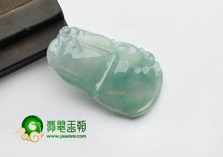 冰种飘花缅甸翡翠A货节节高挂件