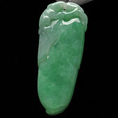 糯冰种豆色缅甸翡翠A货福瓜挂件