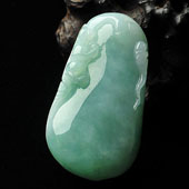 糯冰种豆色缅甸翡翠A货福瓜挂件